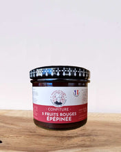 Charger l&#39;image dans la galerie, Confiture de fruits rouges épépinée artisanale fabriquée en France par La Fruitière de Colpo
